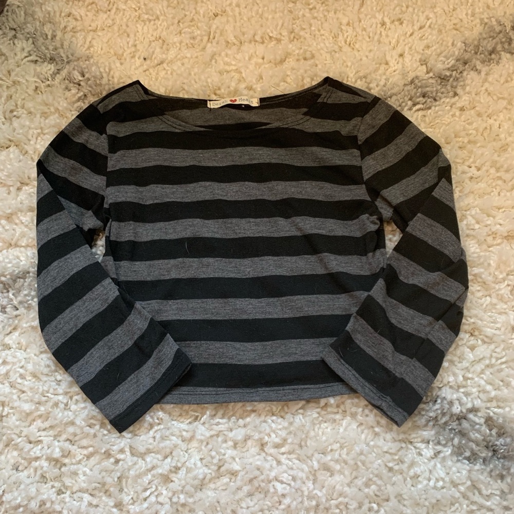2/$10 ⭐️Black/Gray Crop Top